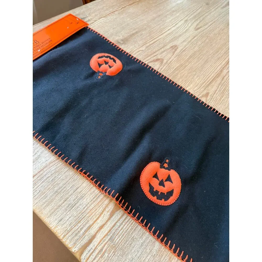 Halloween Pumpkin Wool Blend Table Runner Black Orange